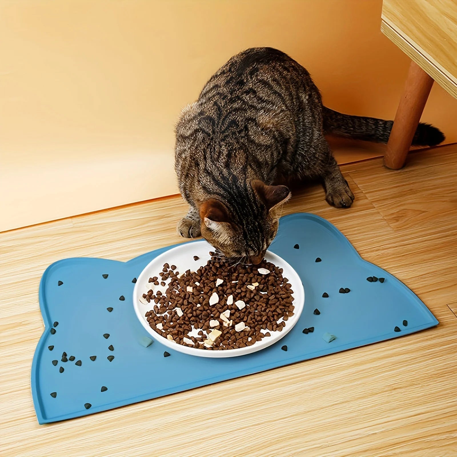 Raised Edge Pet Feeding Mat